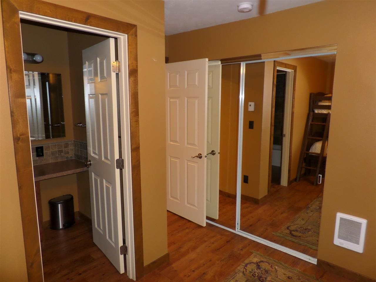 403 Spirit Inn - Photo 14