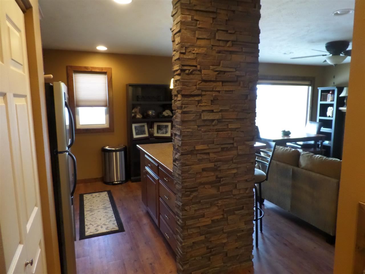 403 Spirit Inn - Photo 3