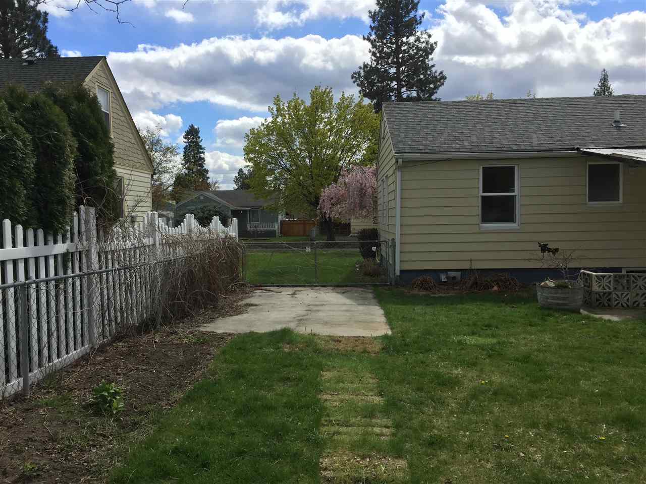 2428 W Lacrosse Ave - Photo 15