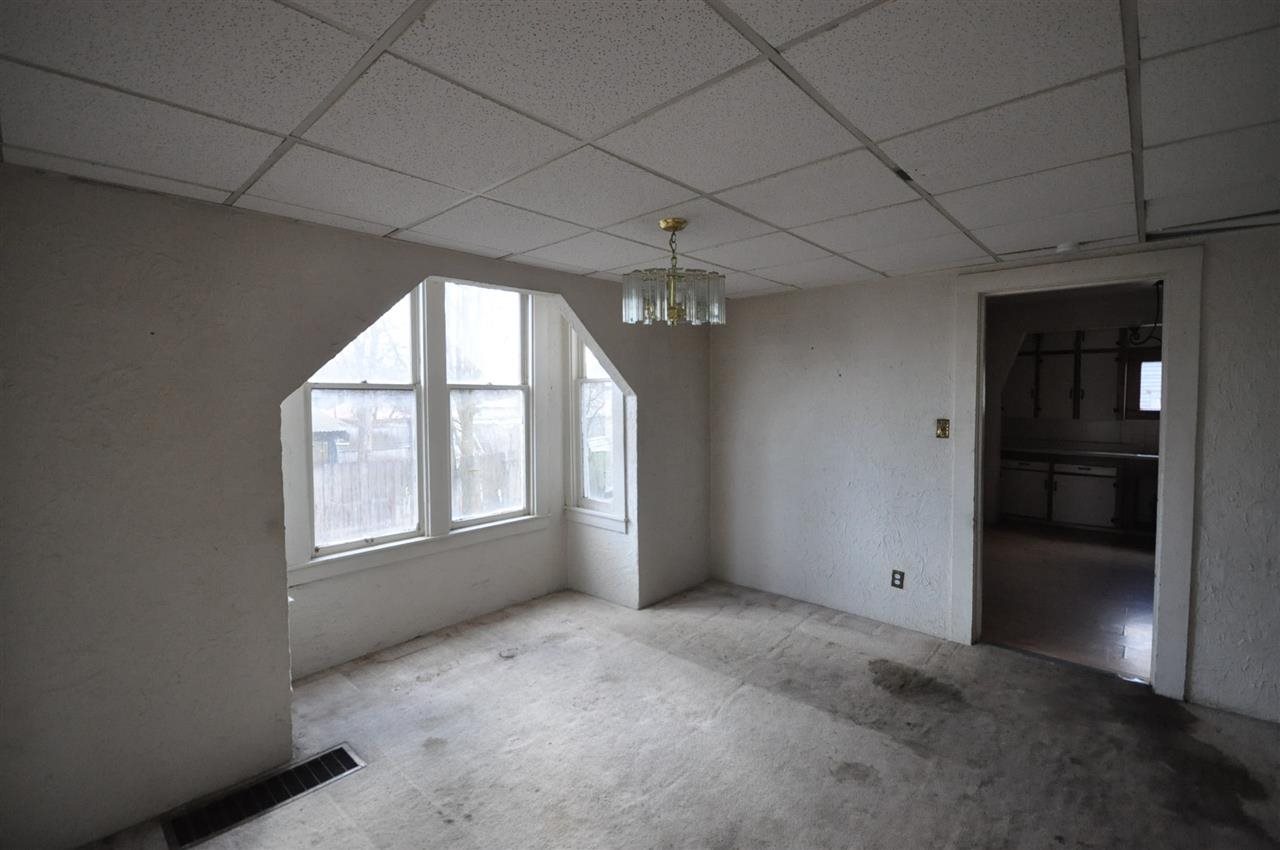24 S Fiske St - Photo 3