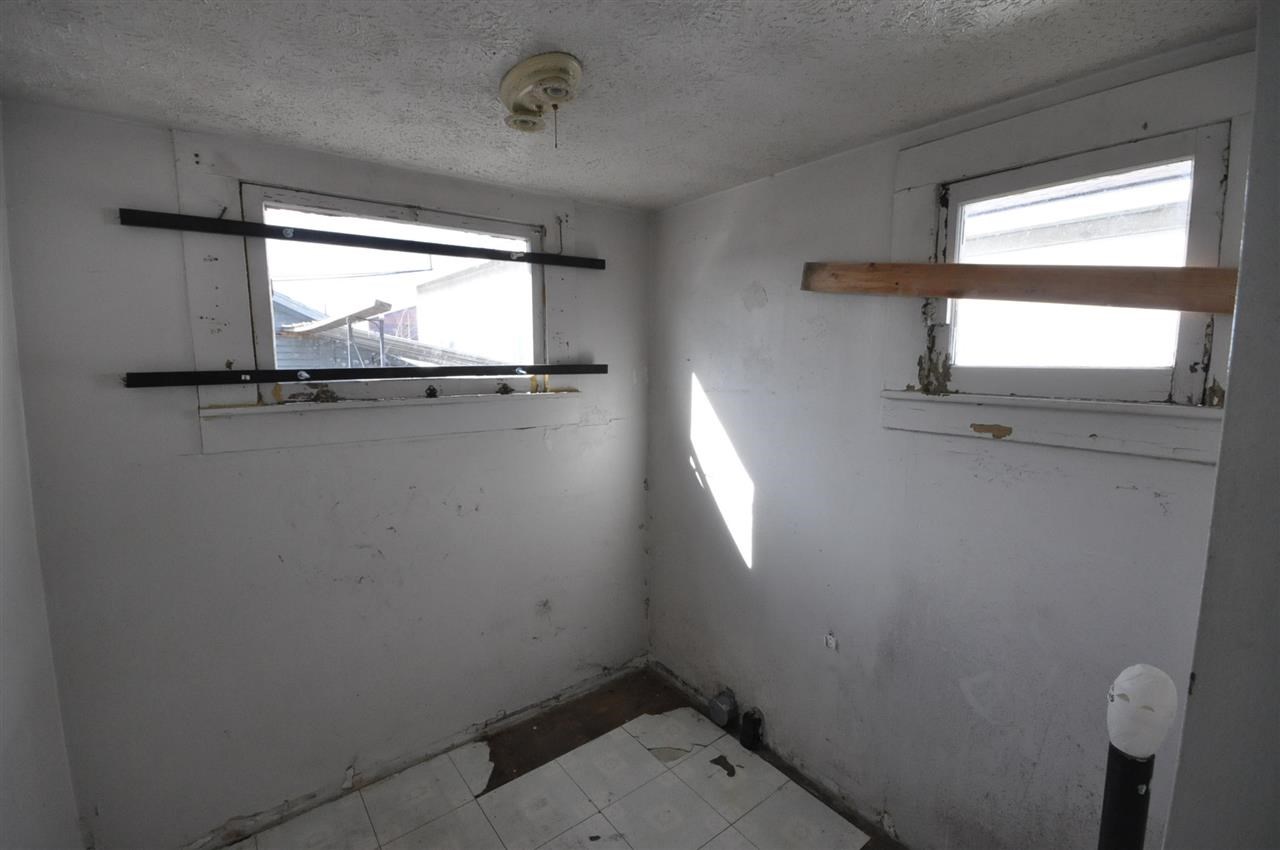 24 S Fiske St - Photo 8