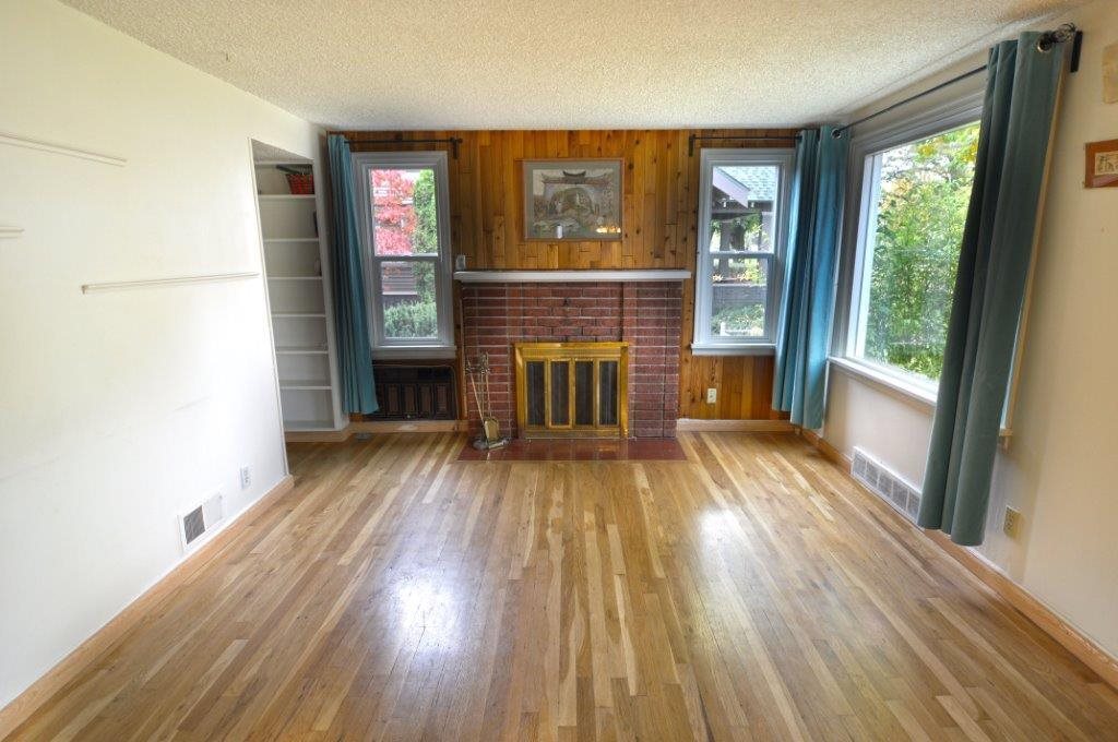 824 E Liberty Ave - Photo 4