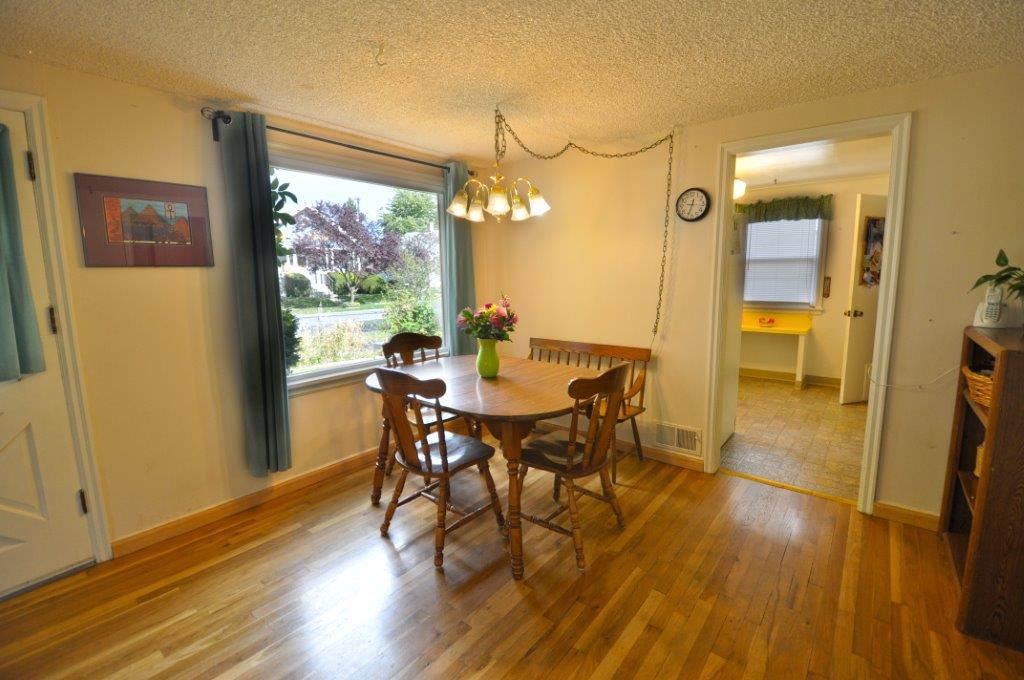 824 E Liberty Ave - Photo 5