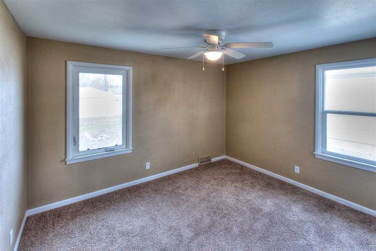 5503 N Ash St - Photo 11