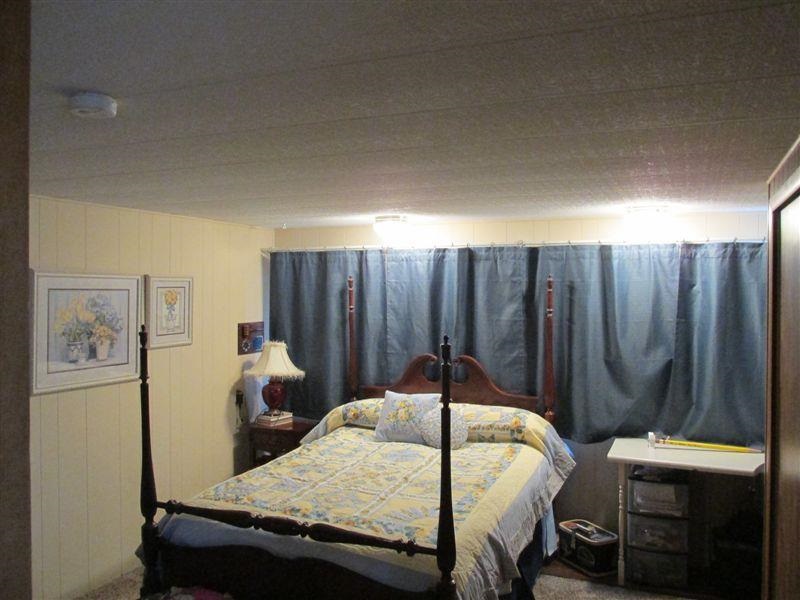 1060 S Main St  Sp. #32 - Photo 17