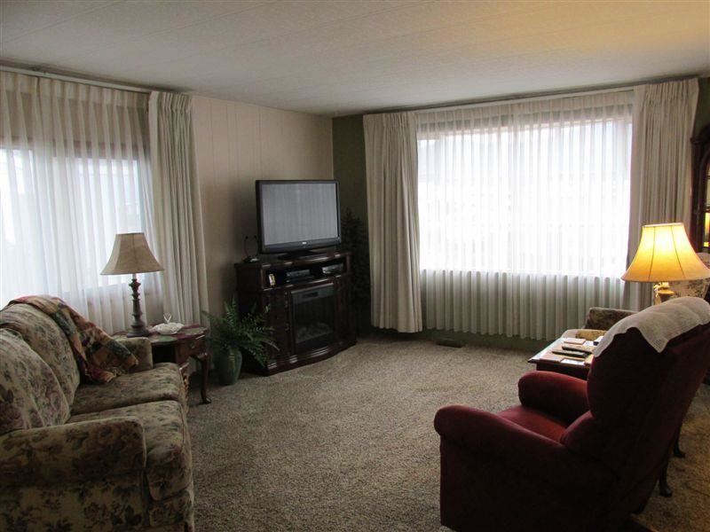 1060 S Main St  Sp. #32 - Photo 7