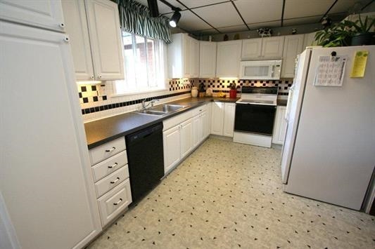 340 E Mill St - Photo 6