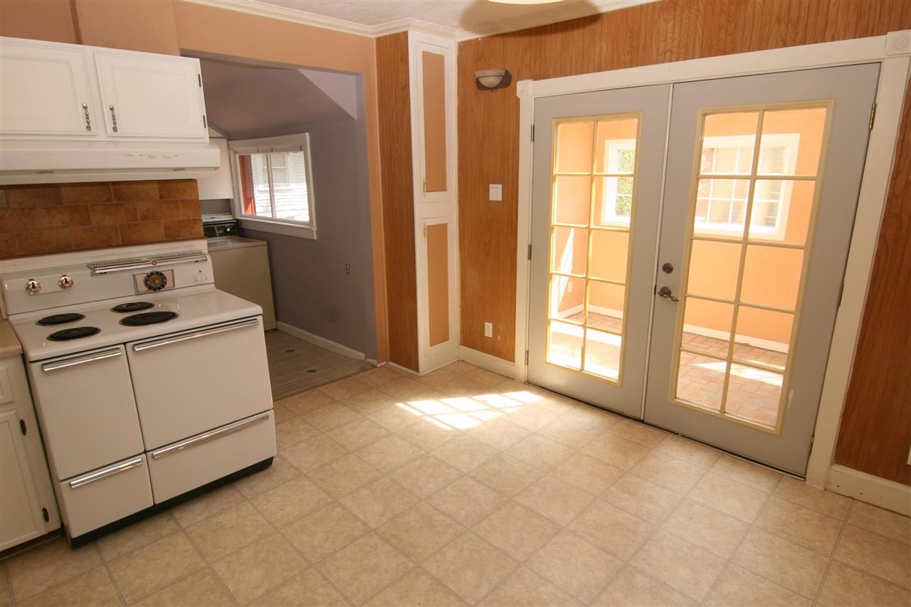 3017 W Walton Ave - Photo 6