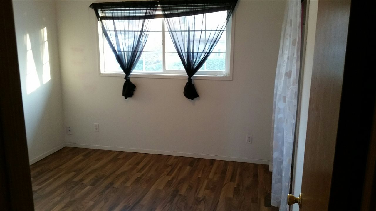 221 E Grand Ave - Photo 11