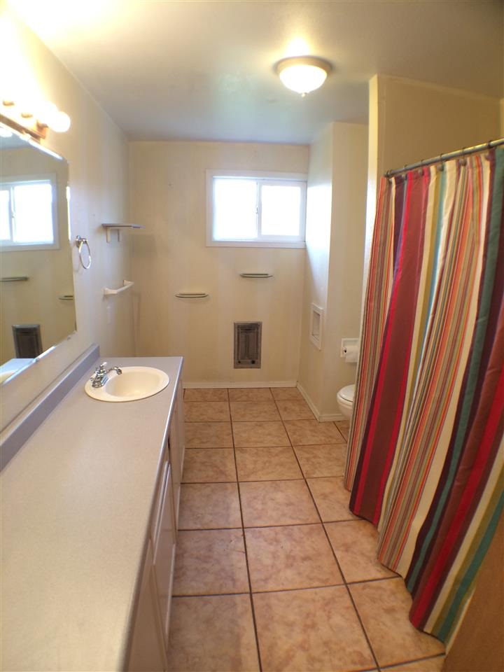221 E Grand Ave - Photo 12