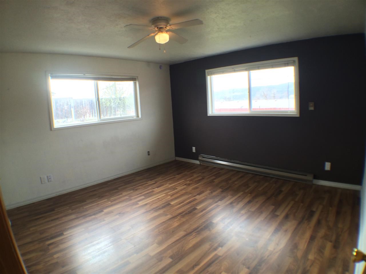 221 E Grand Ave - Photo 14