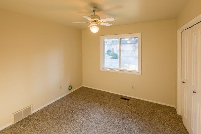 924 W Bellwood Dr - Photo 12