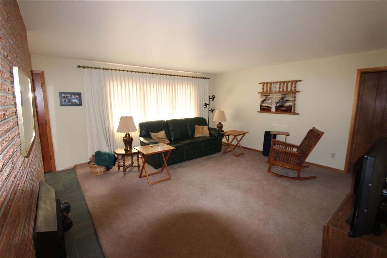 2003 E 37th - Photo 3