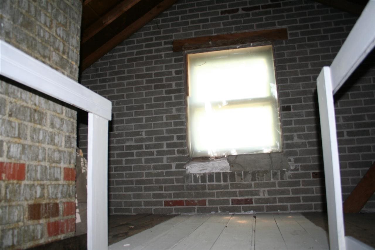 910 E Illinois Ave - Photo 13