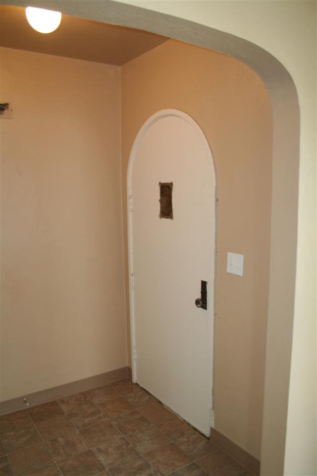 910 E Illinois Ave - Photo 8