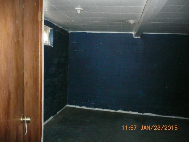 604 W 3rd St - Photo 11