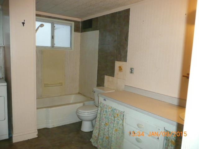 604 W 3rd St - Photo 4