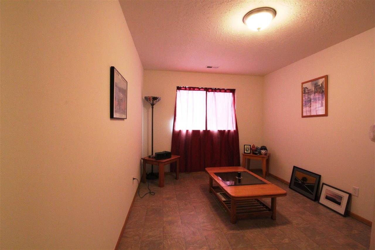 4506 N Locust St - Photo 13
