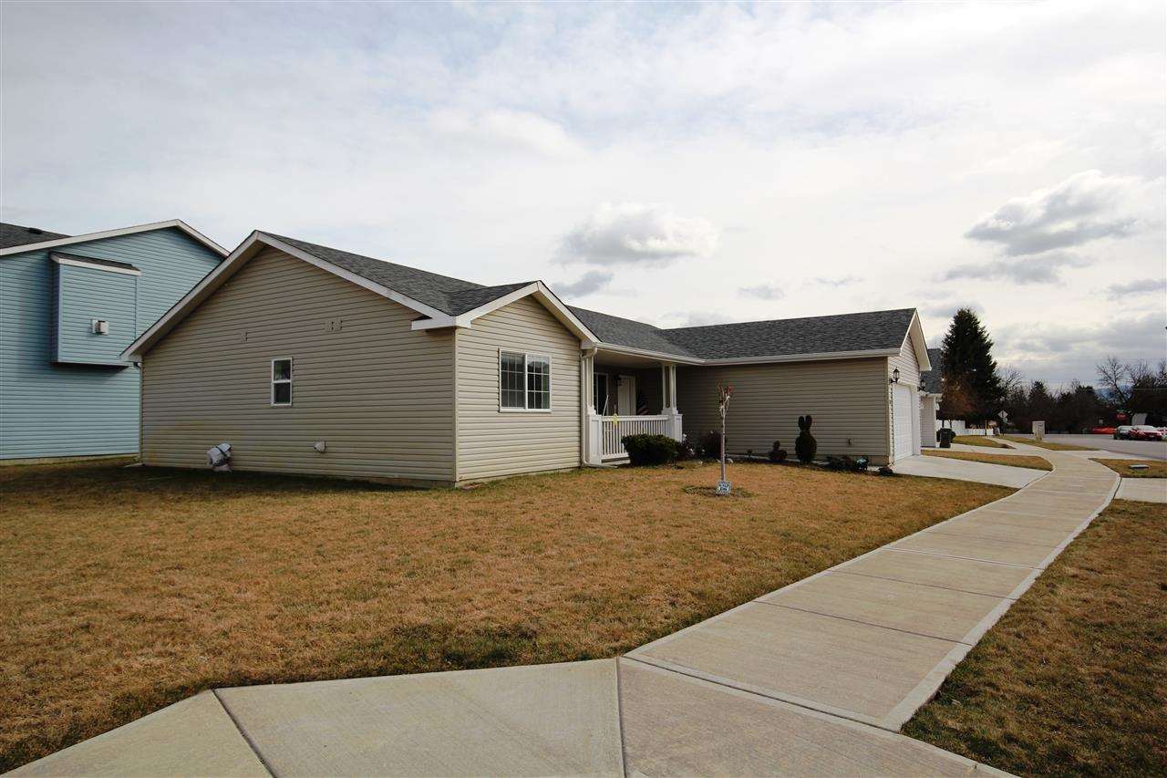 4506 N Locust St - Photo 16