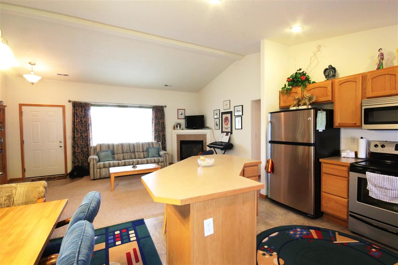 4506 N Locust St - Photo 4
