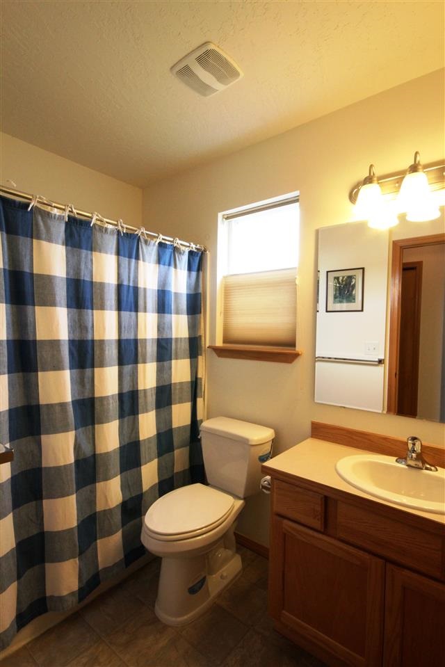4506 N Locust St - Photo 7