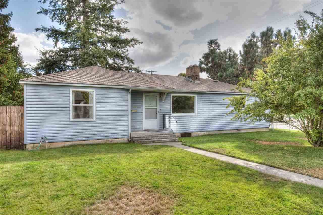 2839 W Rowan Ave - Photo 1