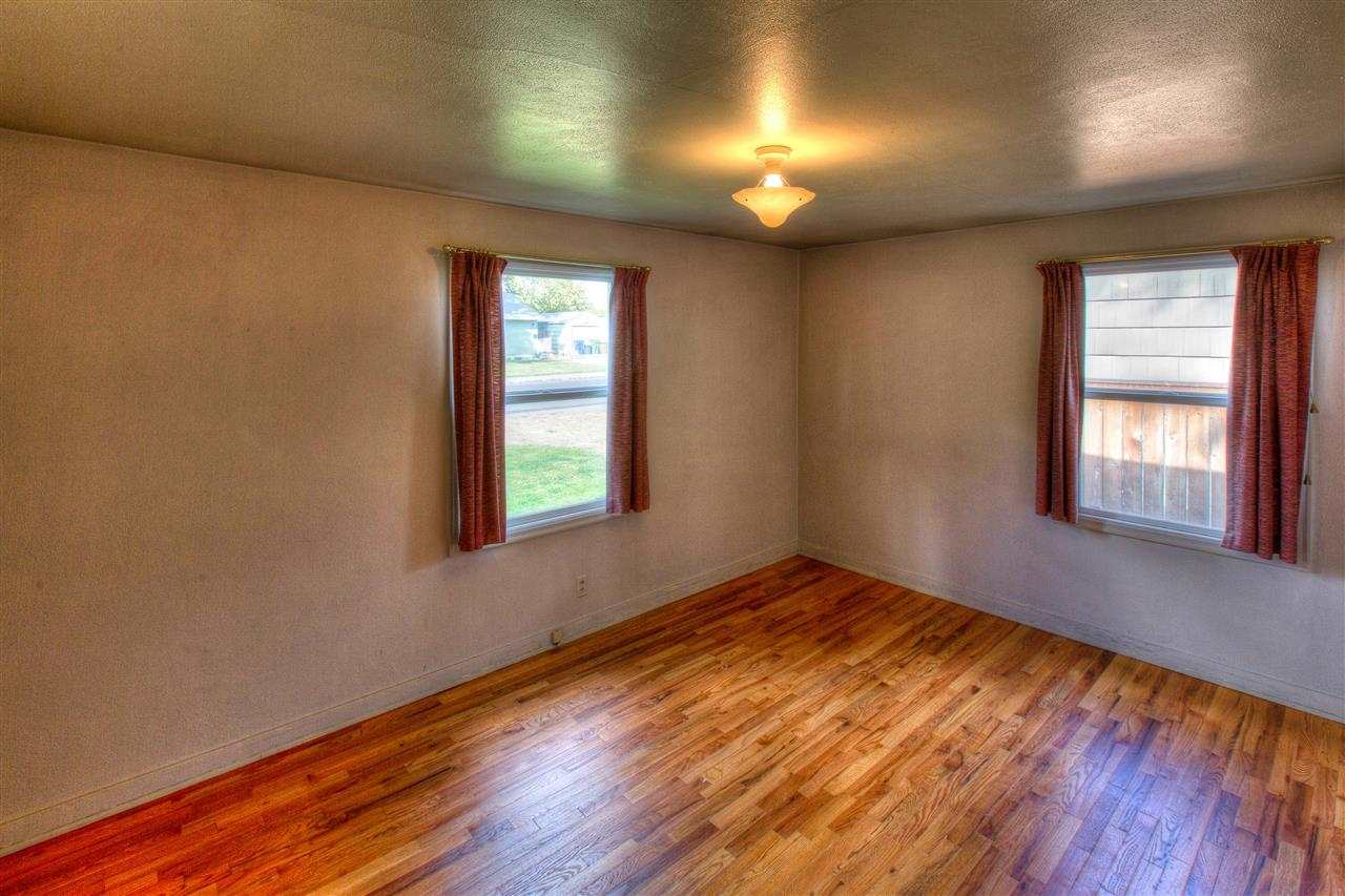 2839 W Rowan Ave - Photo 11