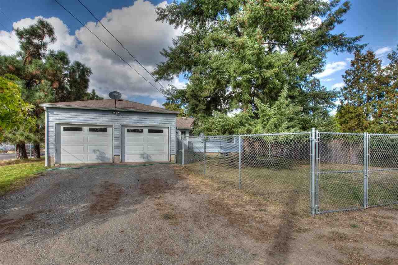 2839 W Rowan Ave - Photo 15