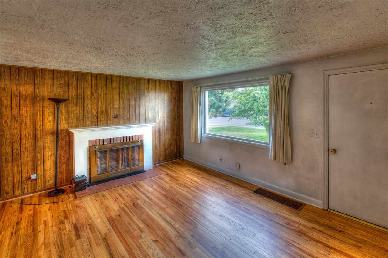 2839 W Rowan Ave - Photo 3