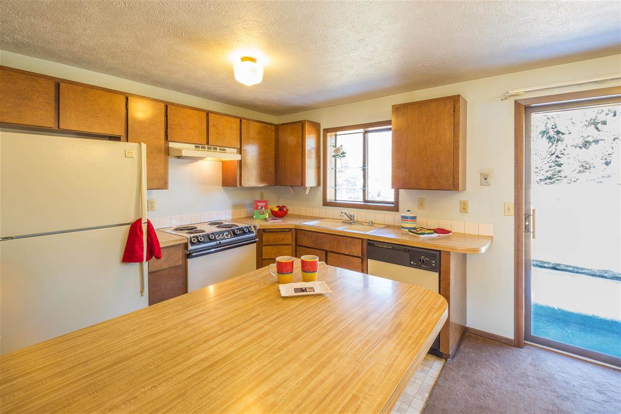4025 E Sumac Dr - Photo 7