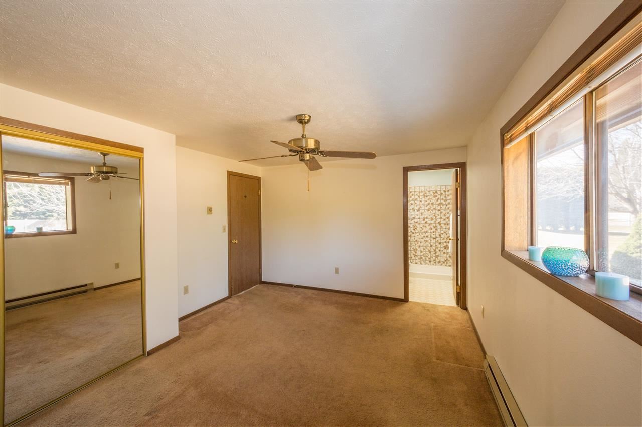 4025 E Sumac Dr - Photo 9