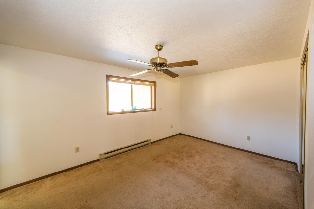 4025 E Sumac Dr - Photo 10