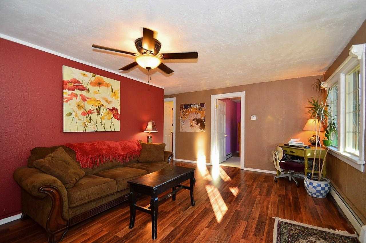 10509 E 8th - Photo 4