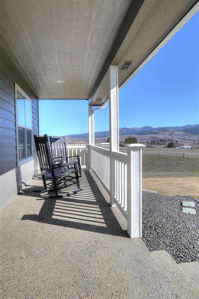 18027 E 32nd - Photo 3