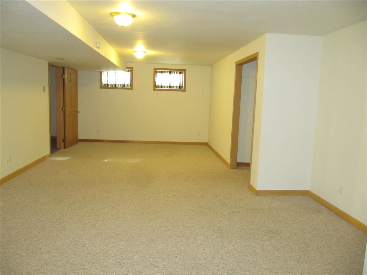 706 Sunrise - Photo 16