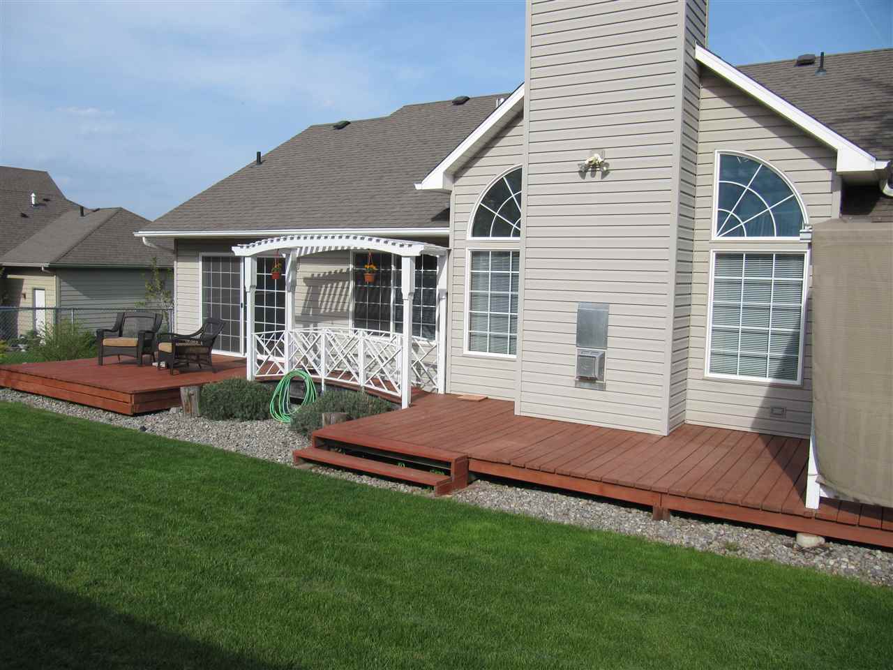 706 Sunrise - Photo 18