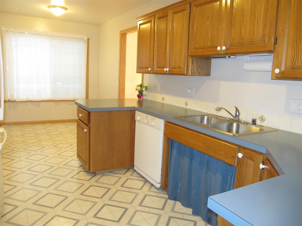 706 Sunrise - Photo 8