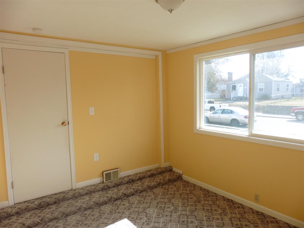 811 E Heroy Ave - Photo 14