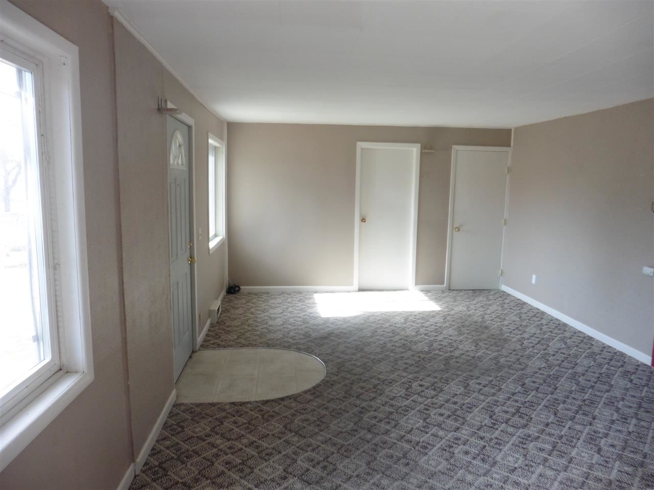811 E Heroy Ave - Photo 5