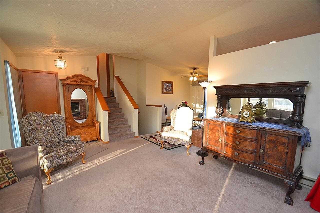 5104 N WALNUT - Photo 8