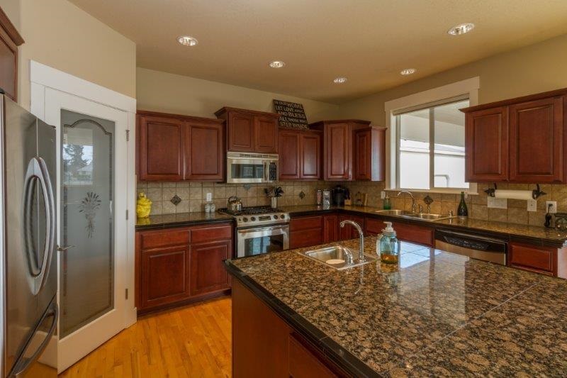 10005 N Moss Ln - Photo 6