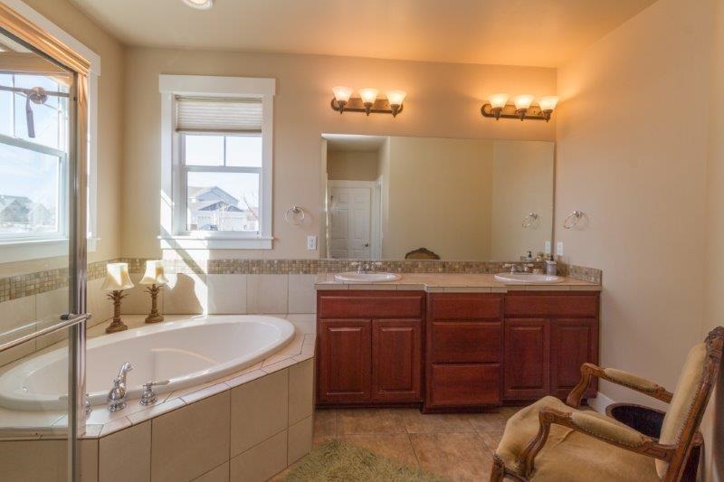 10005 N Moss Ln - Photo 10
