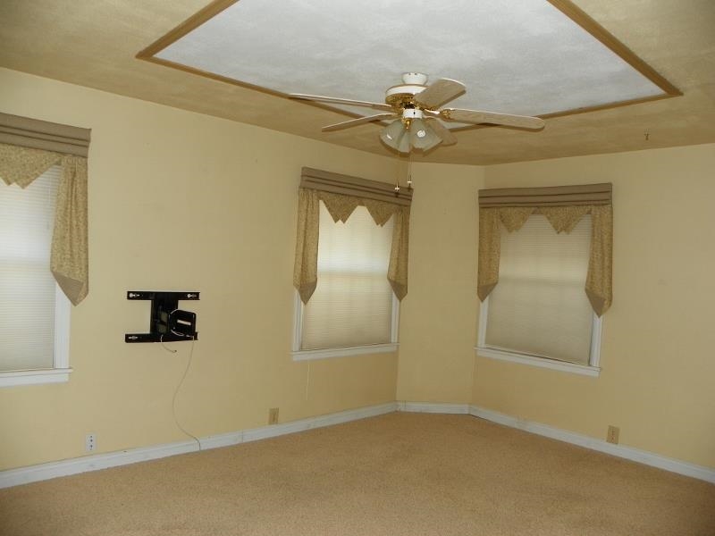 4615 N Hawthorne - Photo 10