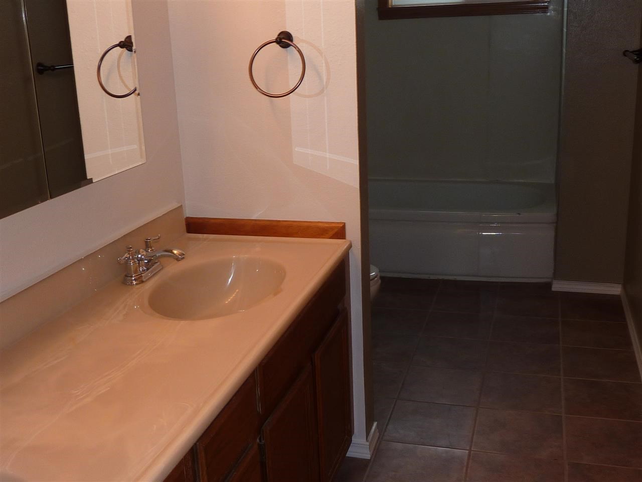 543 E Columbia Ave - Photo 8