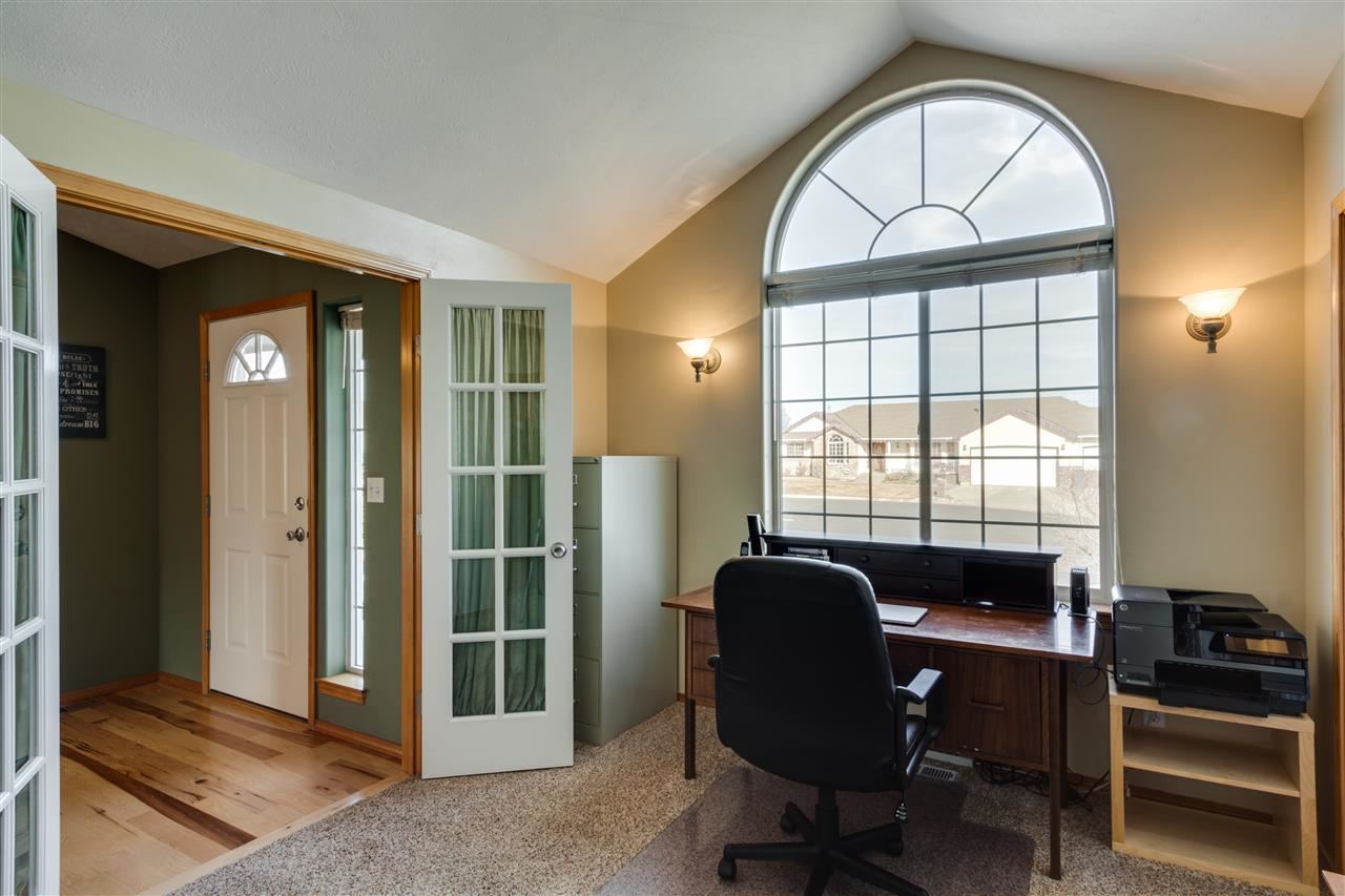 7907 N Sicilia Ct - Photo 8