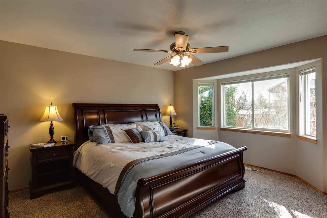 7907 N Sicilia Ct - Photo 9