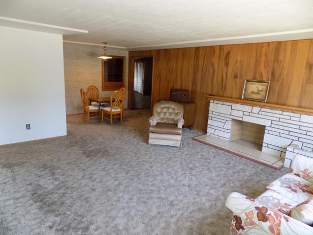 8422 N Stevens Dr - Photo 3