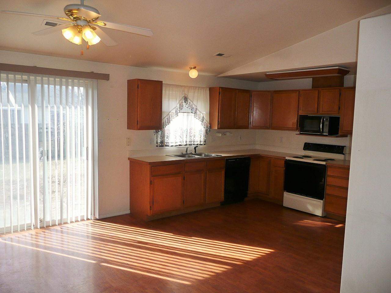 12407 W 10th - Photo 7
