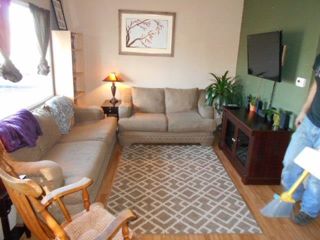 1204 E HOFFMAN Ave - Photo 3