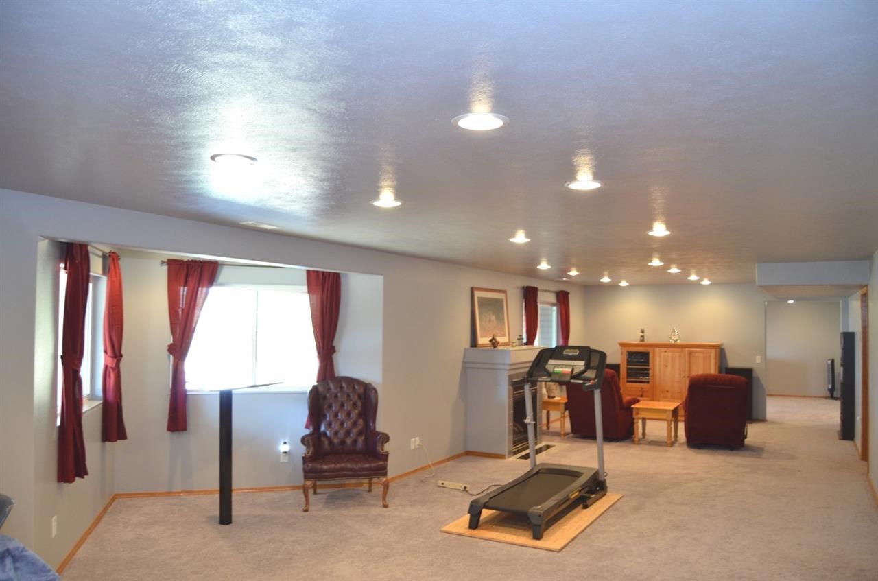 22413 W McFarlane Rd - Photo 15